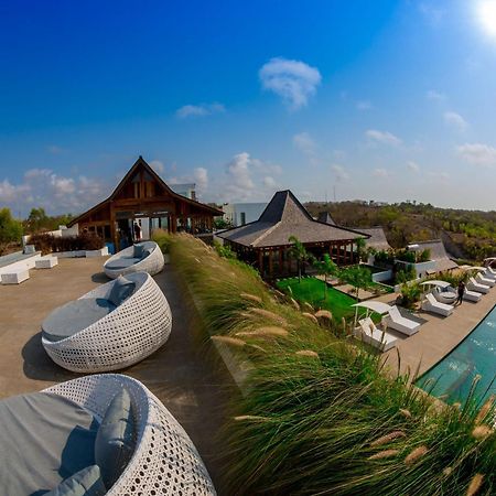 Salty Breeze Bali Hotel Ungasan  Exterior photo