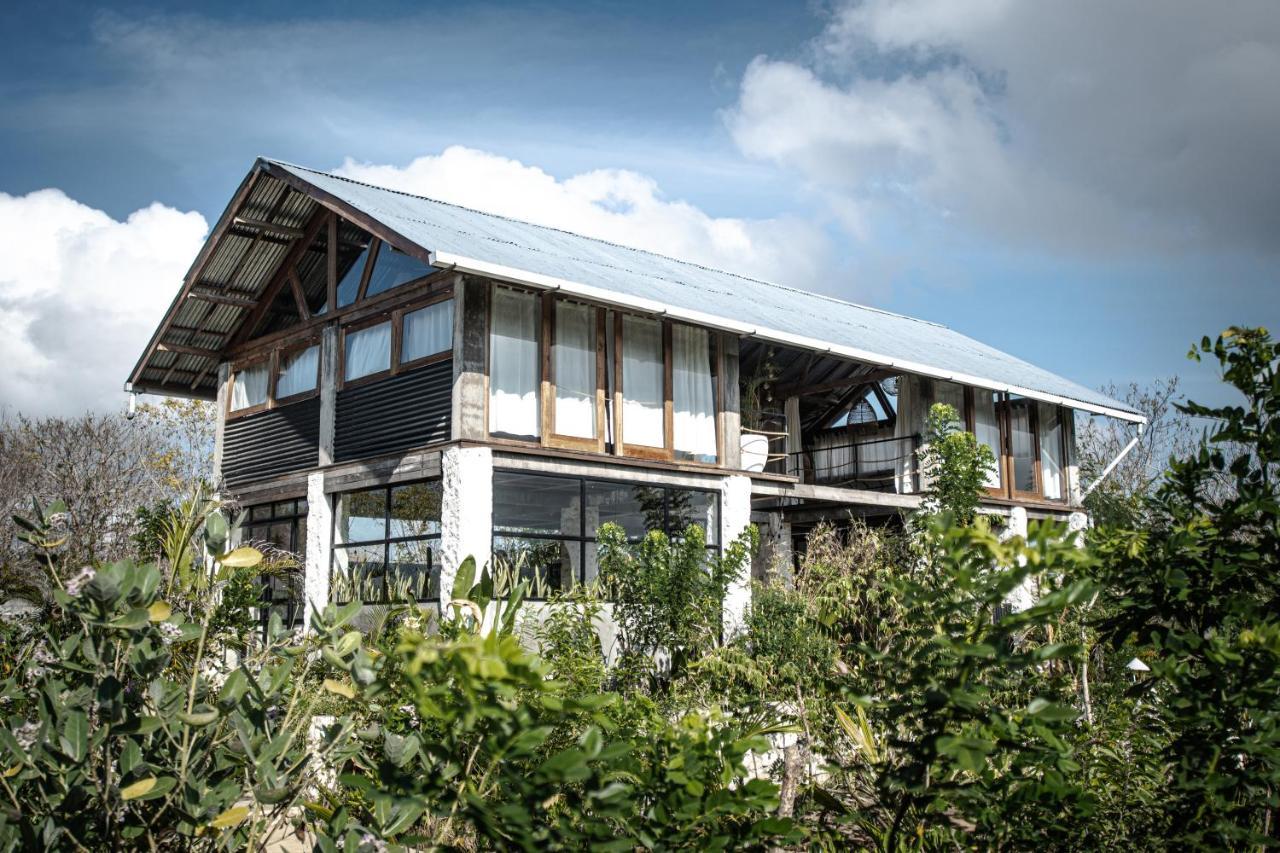 Salty Breeze Bali Hotel Ungasan  Exterior photo