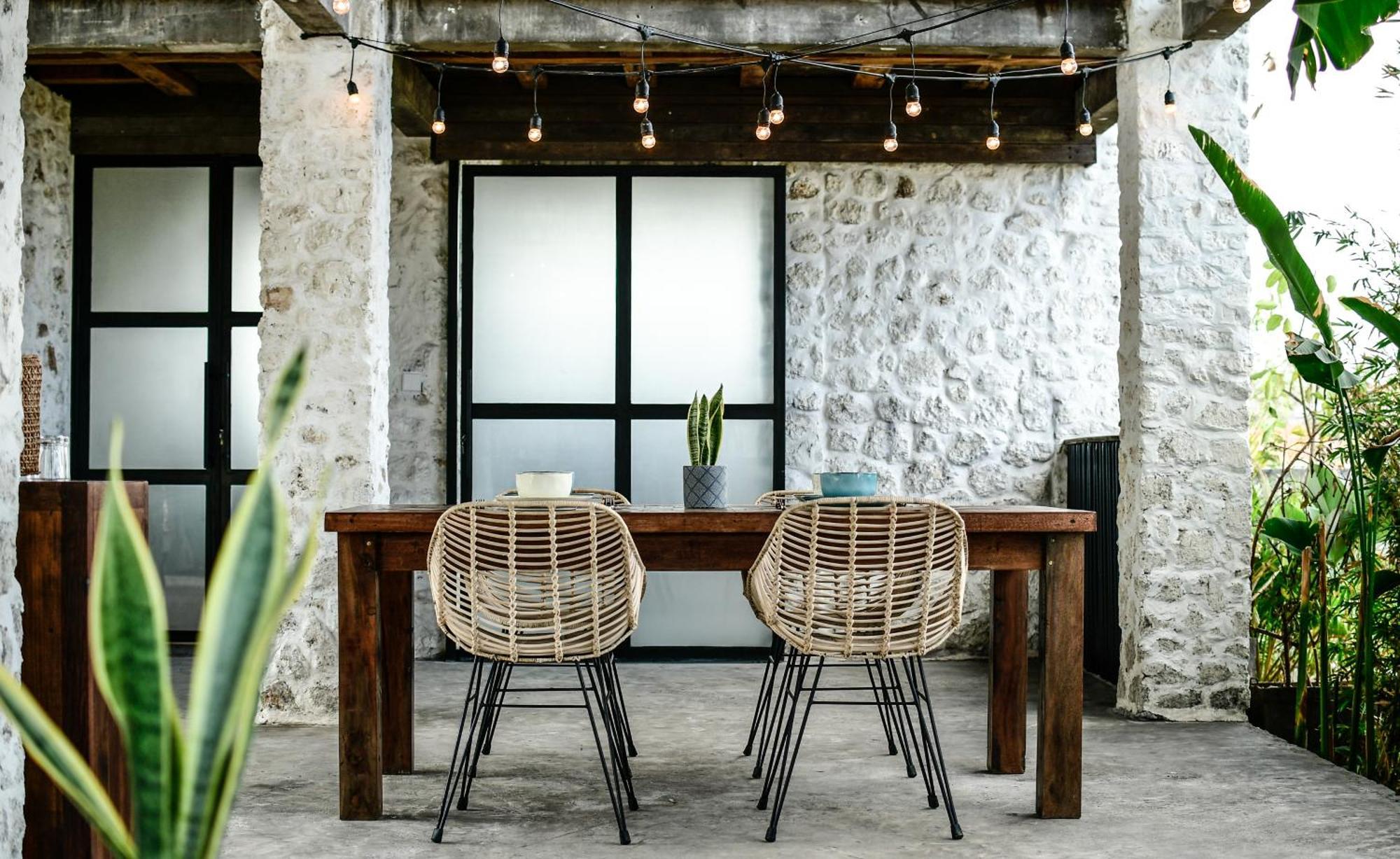 Salty Breeze Bali Hotel Ungasan  Exterior photo