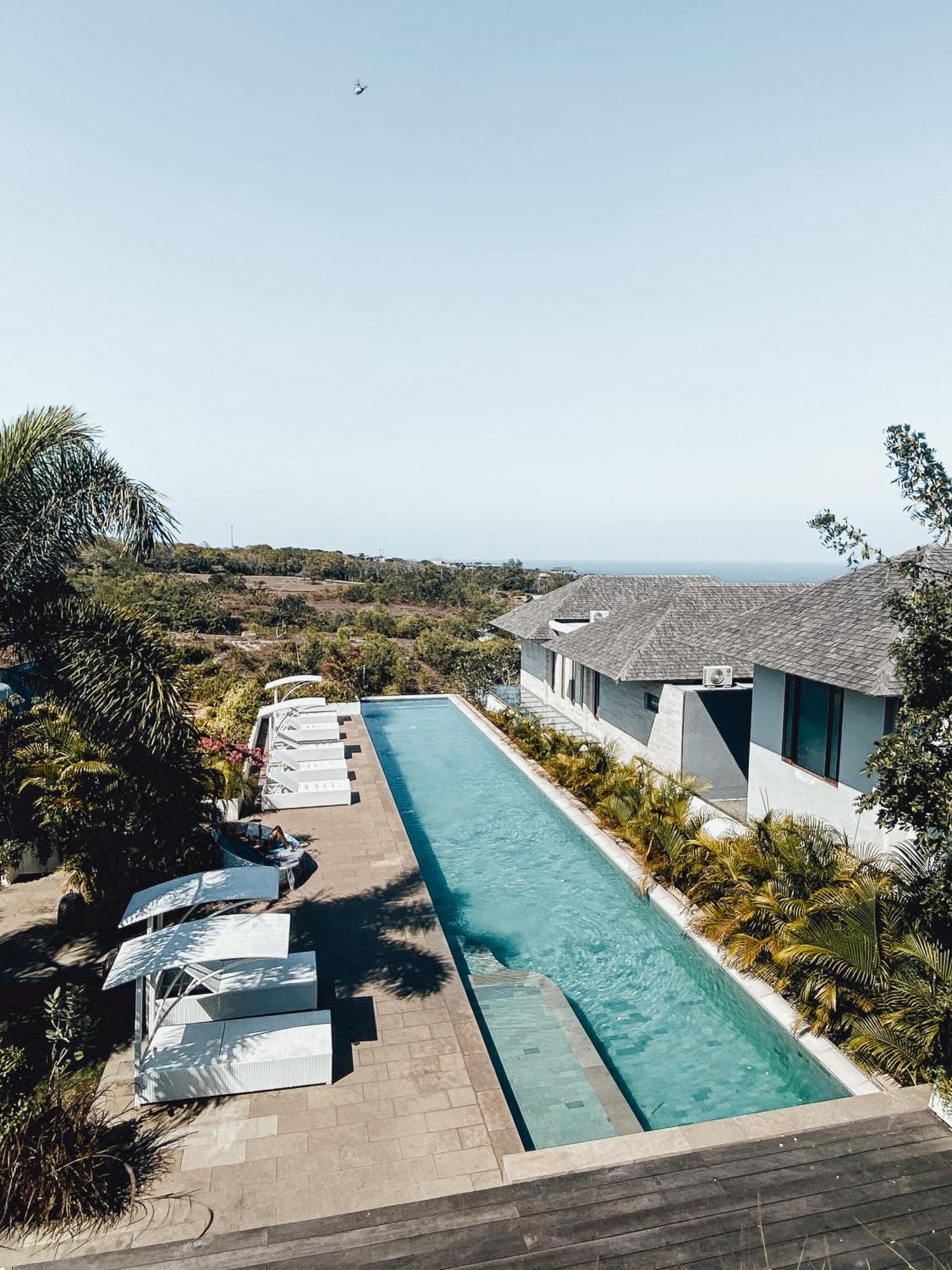 Salty Breeze Bali Hotel Ungasan  Exterior photo